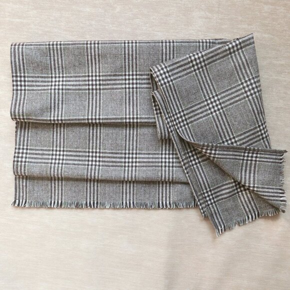 Handmade Brown White Plaid Large Wrap Scarf - Picture 9 of 10